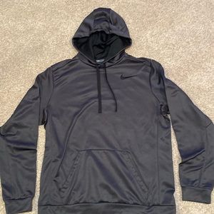 Nike Therma Hoodie